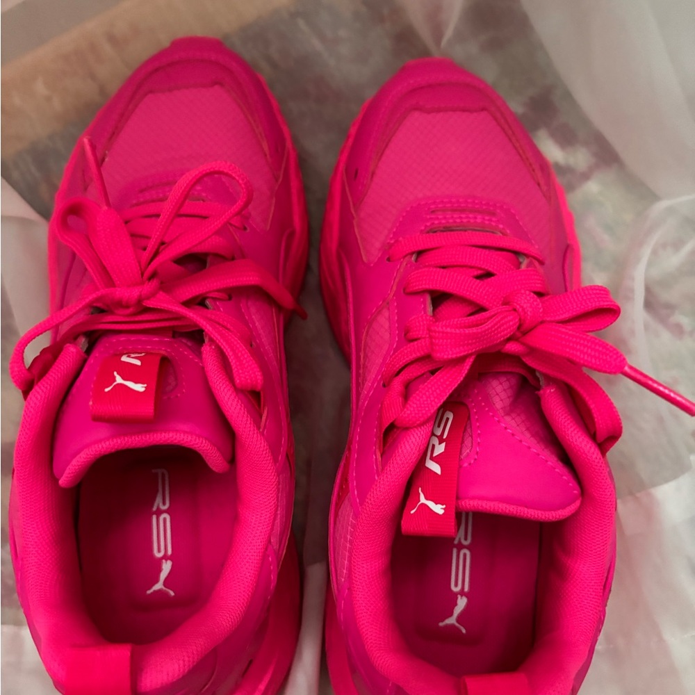 Puma Women's Hot Pink Athletic - Picture 7 of 7